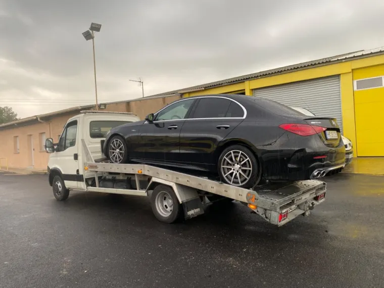 Remorquage d'une voiture berline vers Toulouse, Colomiers, L.L Motors 31